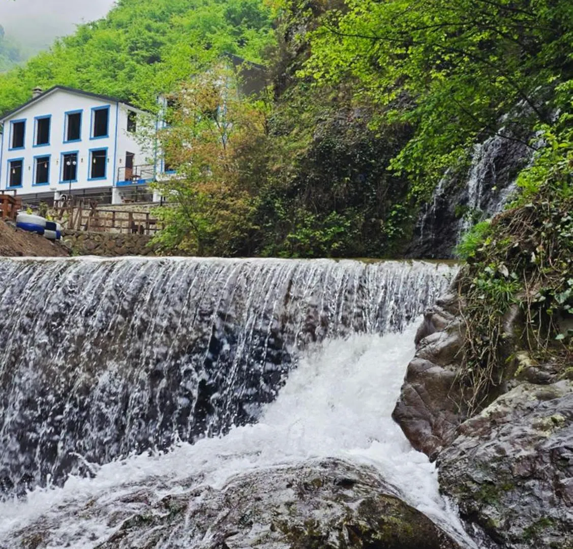Hotel Muradland منتجع الوادي الأخضر Trabzon