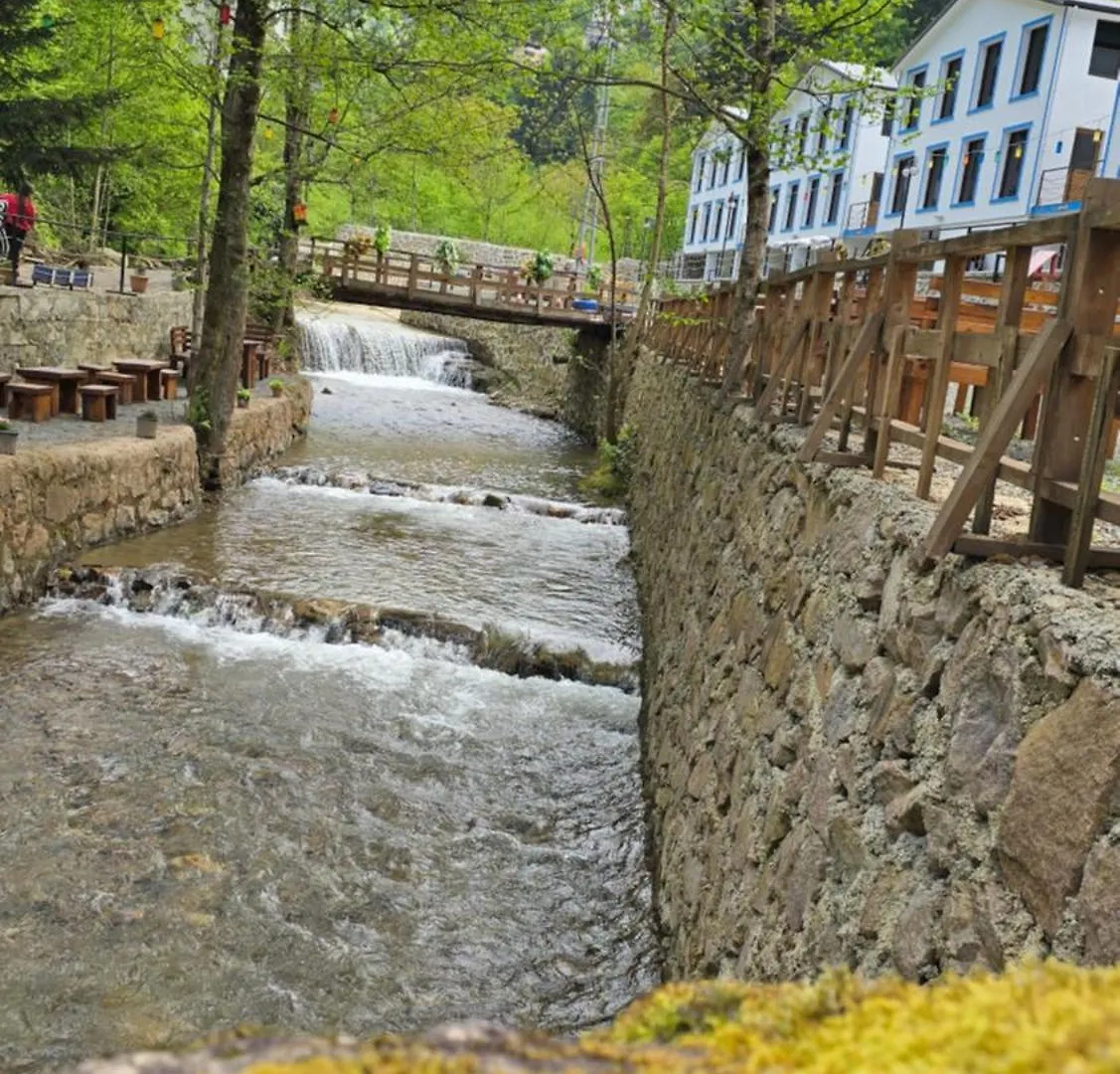 Muradland منتجع الوادي الأخضر Trabzon 3*,